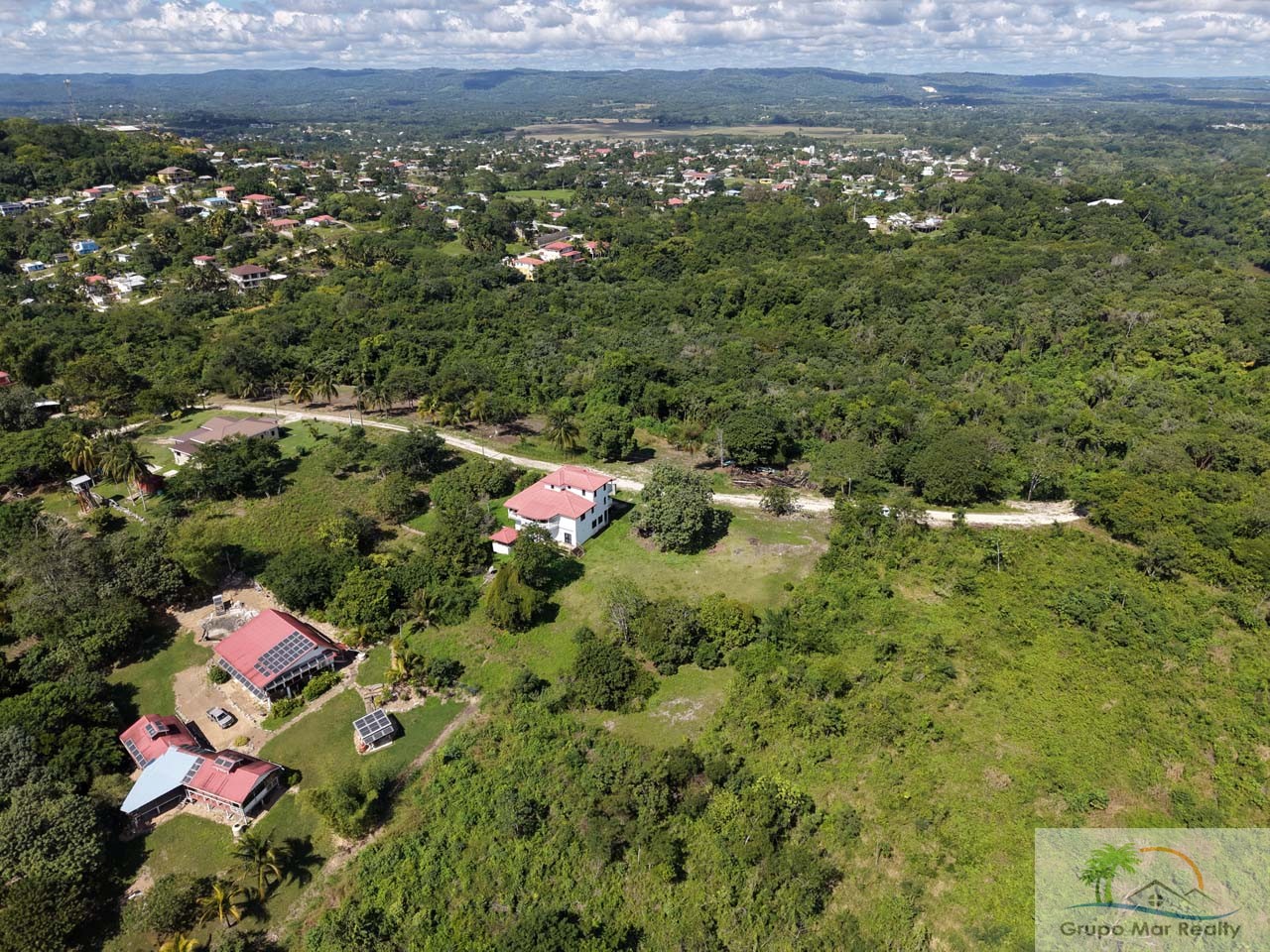 Belize-Large-Residential-in-Cayo
