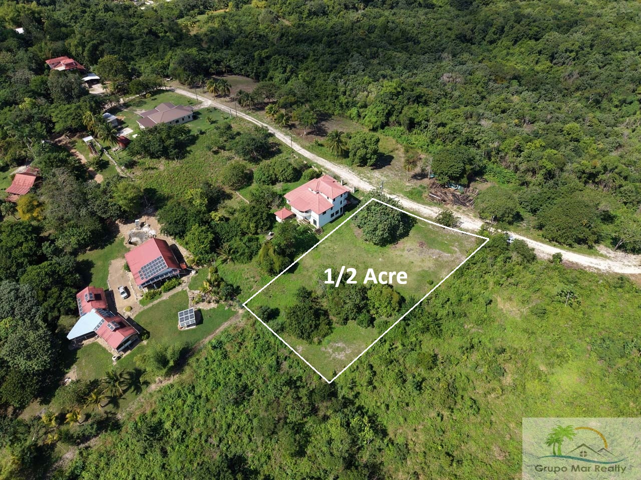 Belize-Large-Residential-in-Cayo