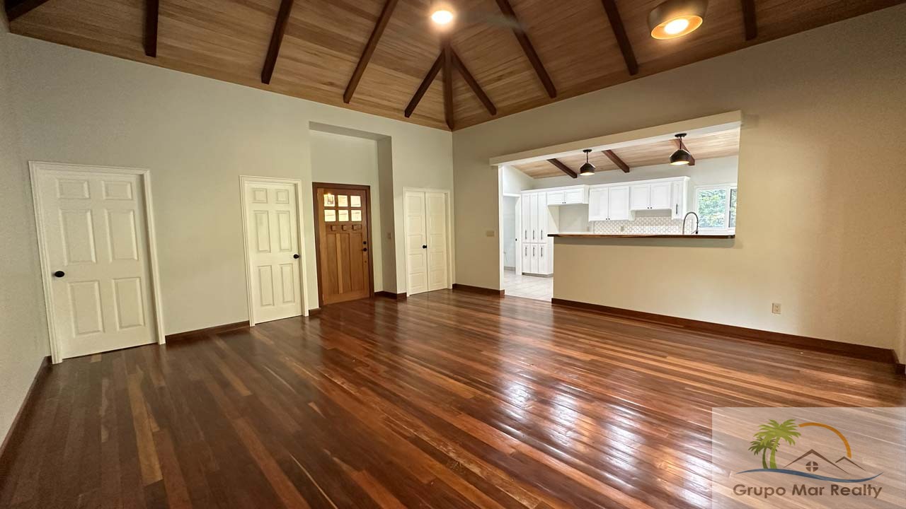 Belize Home For Sale