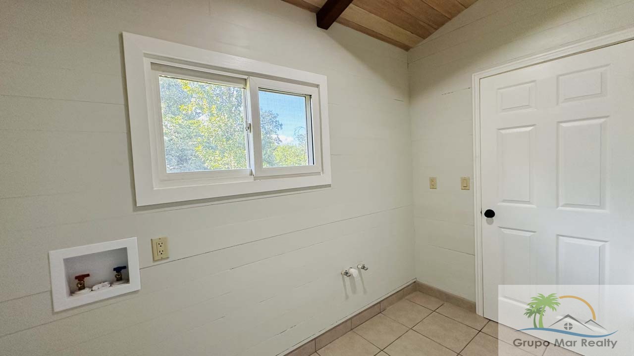 Belize Home For Sale