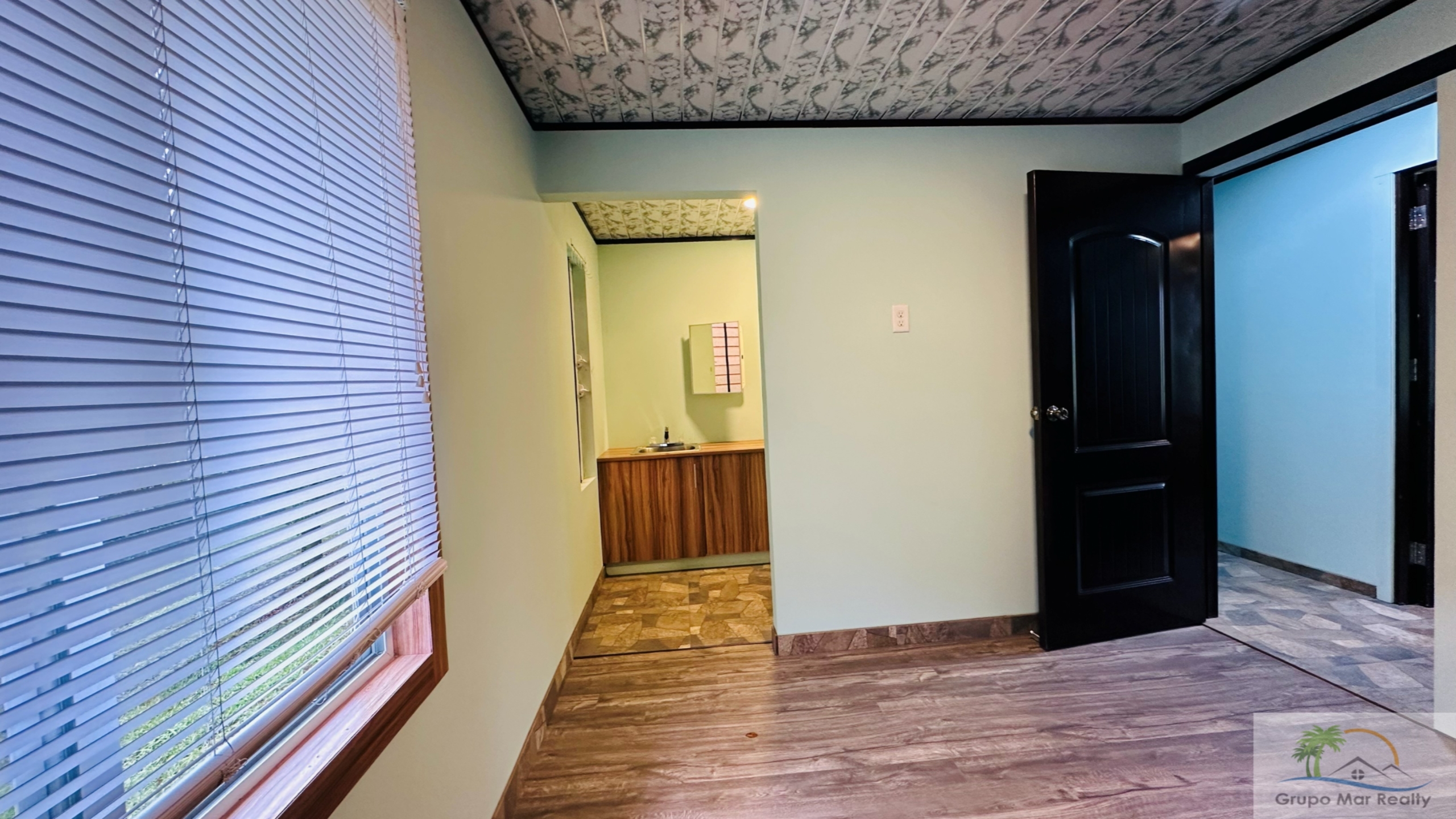 Belize Home For Sale in Duck Run 2