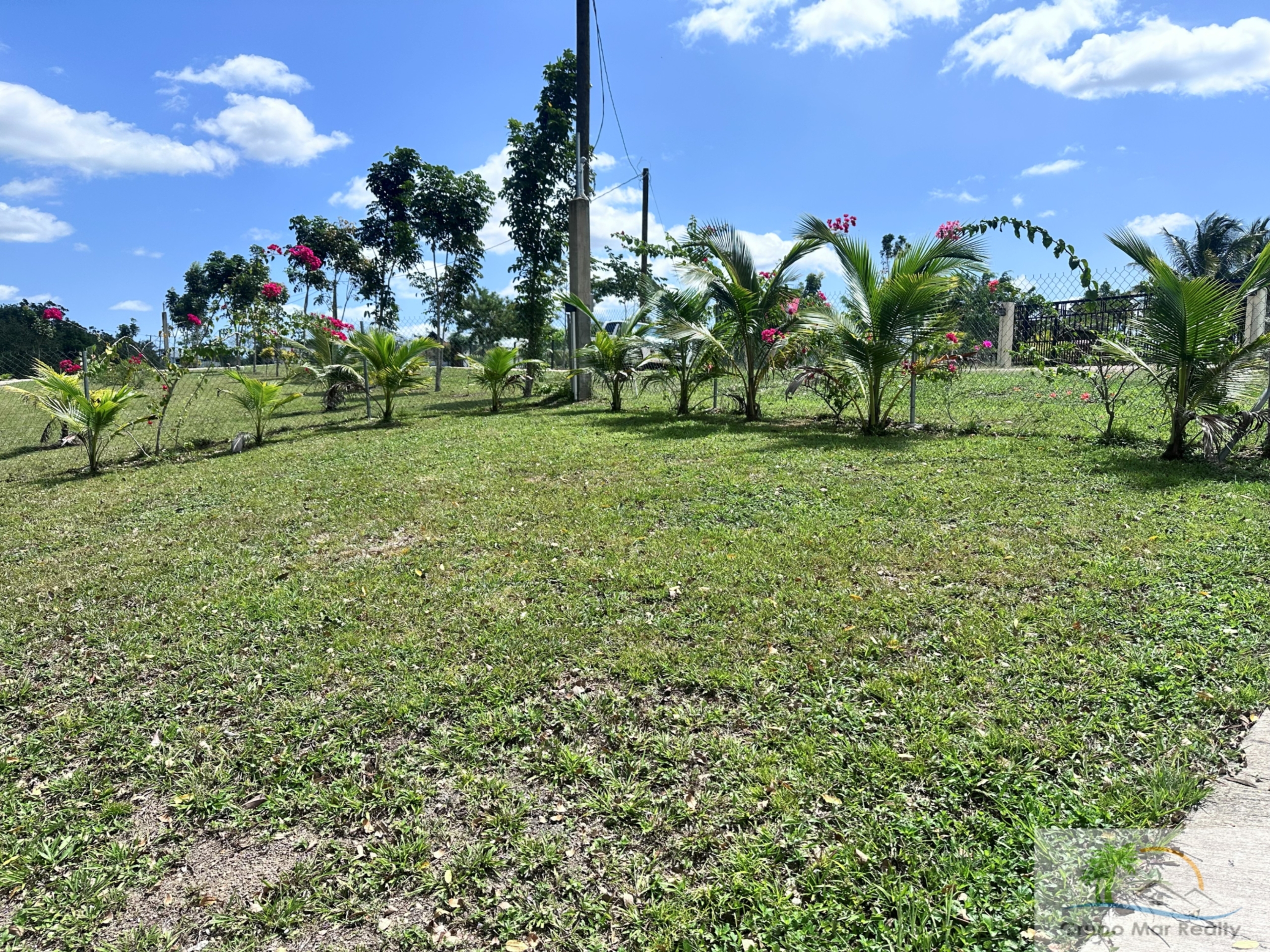 Belize Home For Sale in Duck Run 2