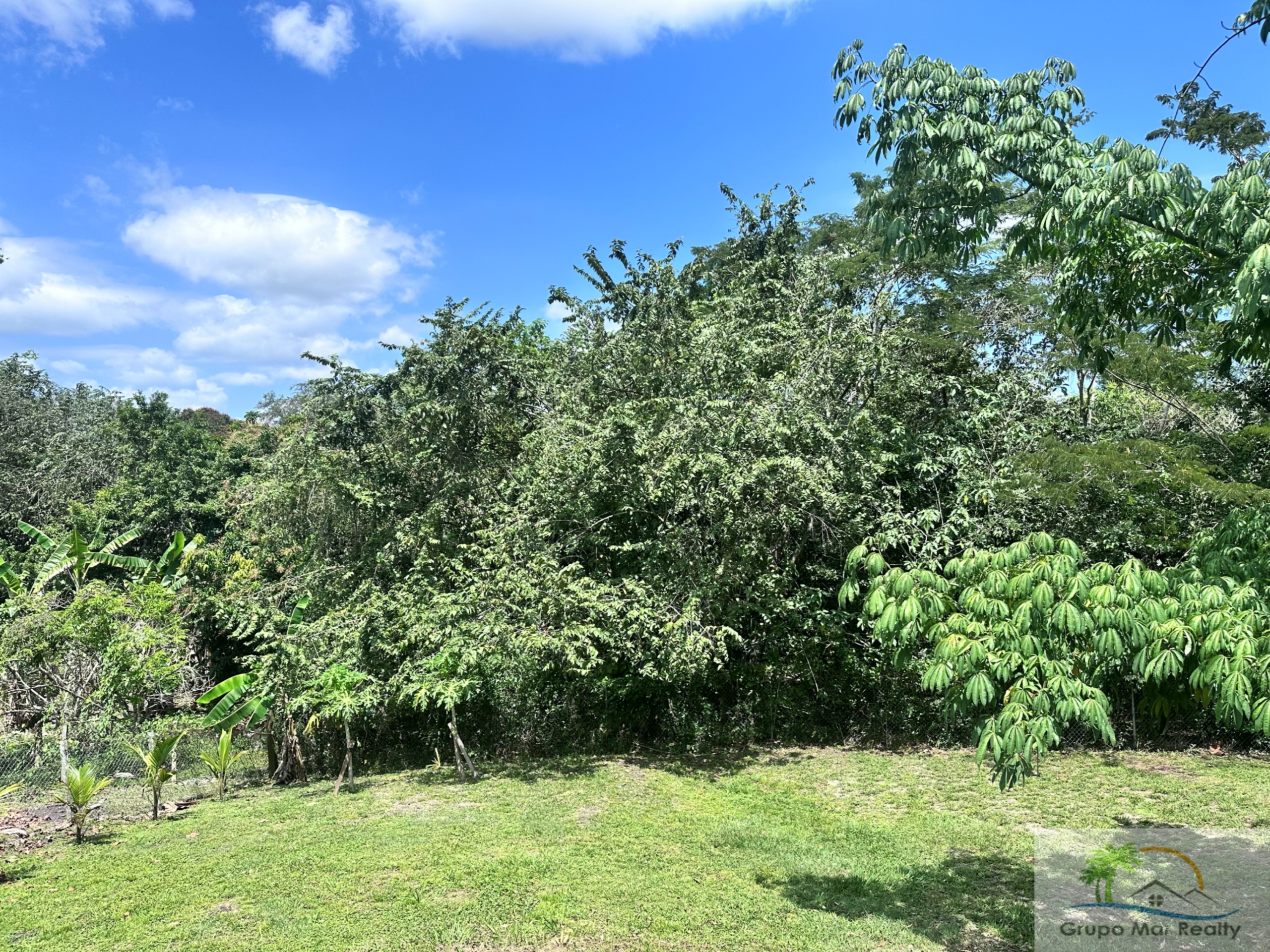 Belize Home For Sale in Duck Run 2
