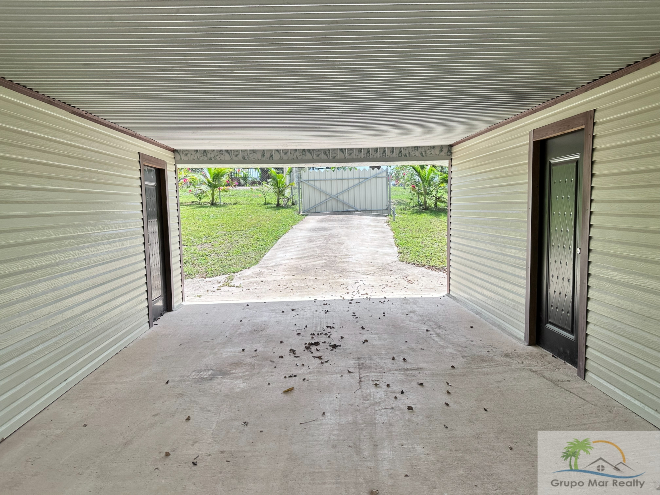 Belize Home For Sale in Duck Run 2