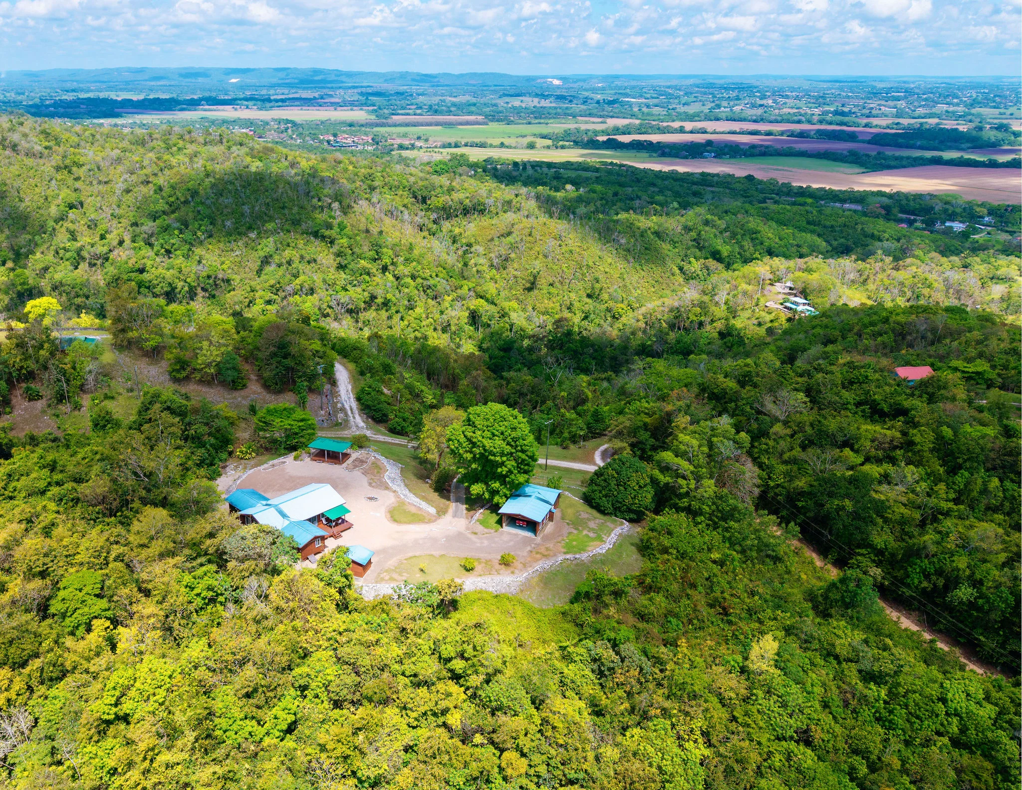 Home with Guest Cottage on 1.4 Acres