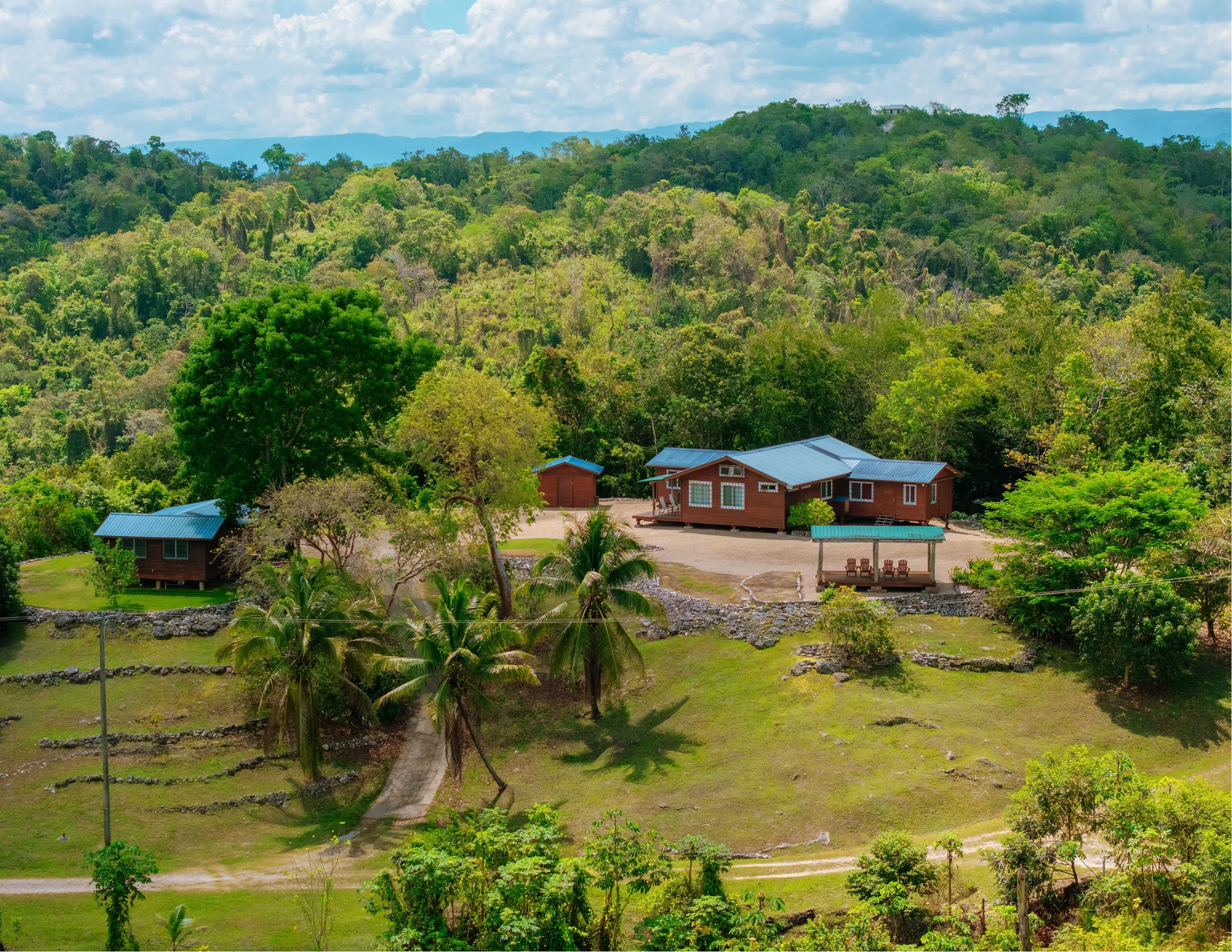 Home with Guest Cottage on 1.4 Acres