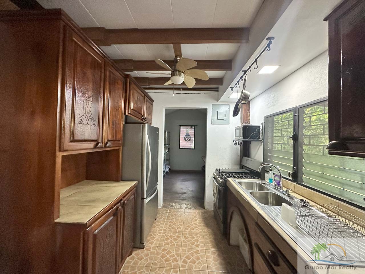 Belize Rental in Uniteville